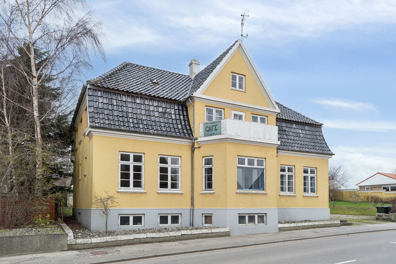 image 01